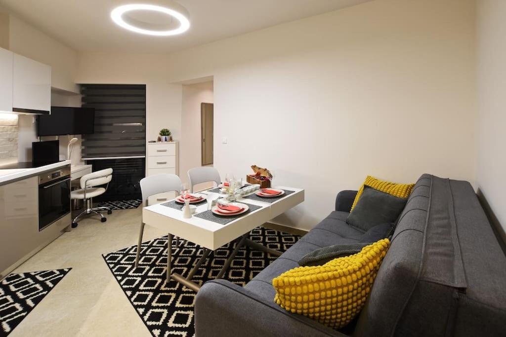 Uni Cozy City Apartment Rhodes City Exterior photo