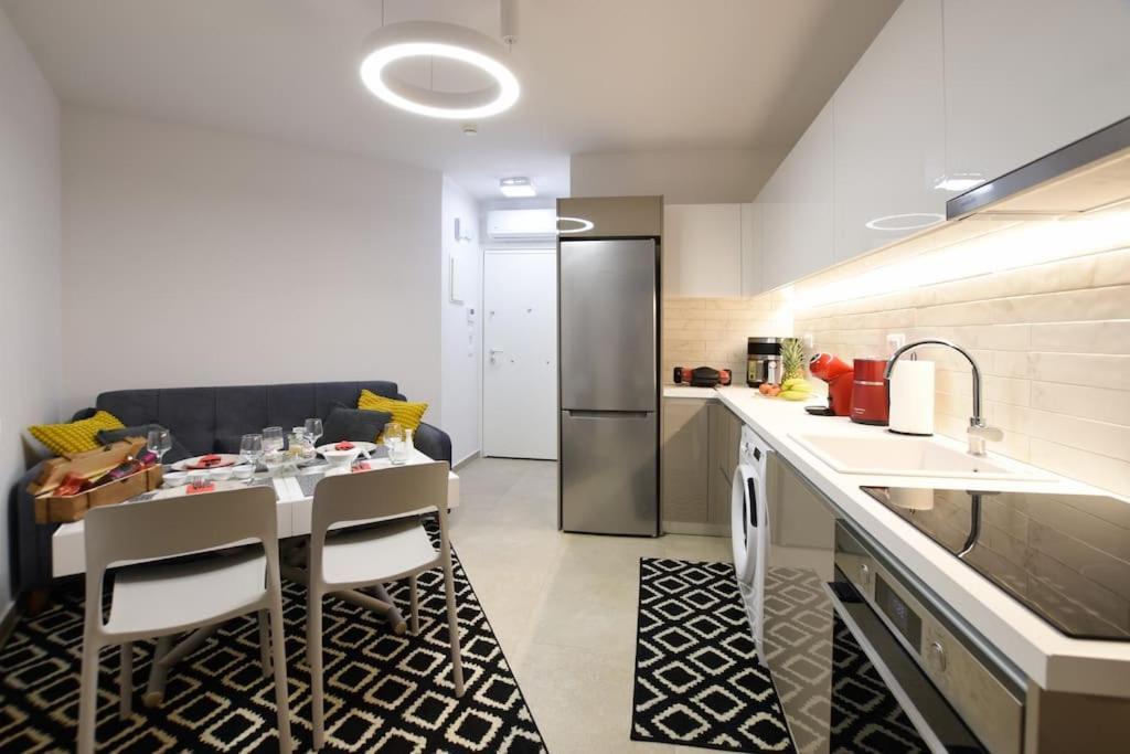 Uni Cozy City Apartment Rhodes City Exterior photo
